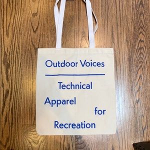 Outdoor voices tote